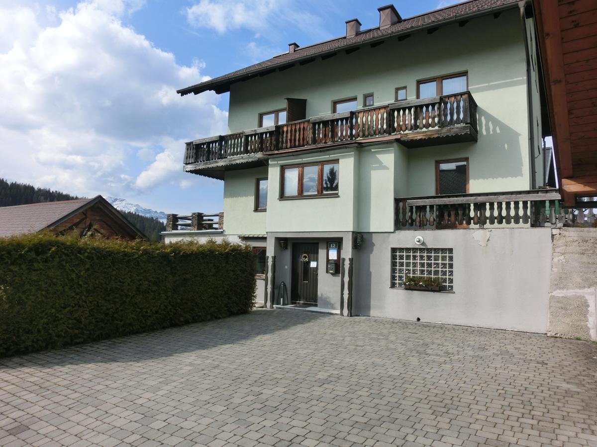 Berliner Ecke Hotel Mariazell Exterior photo
